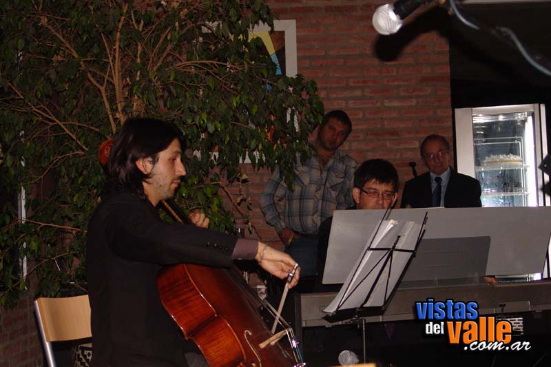 DSC04125 copy