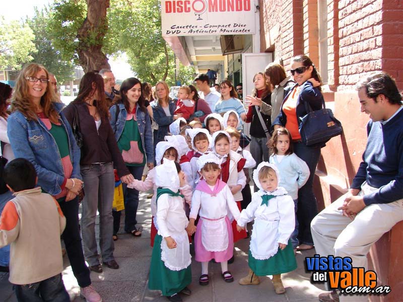 Encuentro provincial de escuelas de danzas galesas 8-11-08003 copy