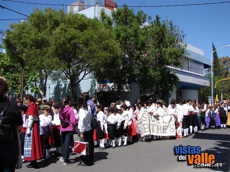 Encuentro provincial de escuelas de danzas galesas 8-11-08076 copy