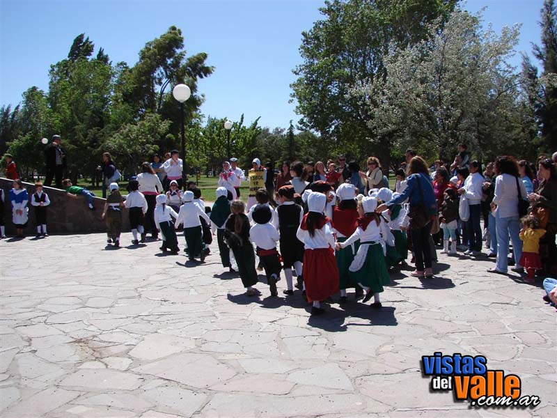 Encuentro provincial de escuelas de danzas galesas 8-11-08149 copy