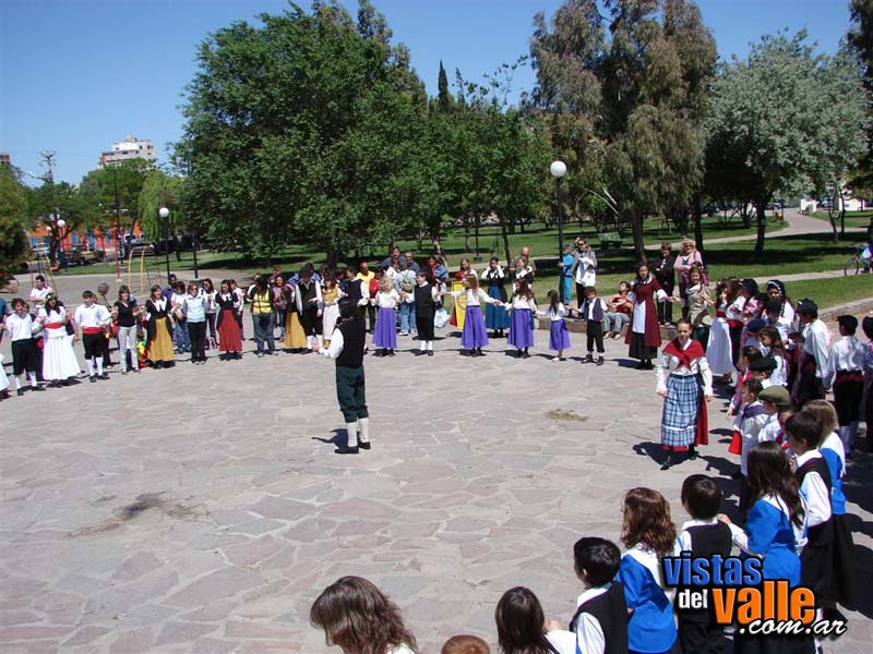 Encuentro provincial de escuelas de danzas galesas 8-11-08159 copy