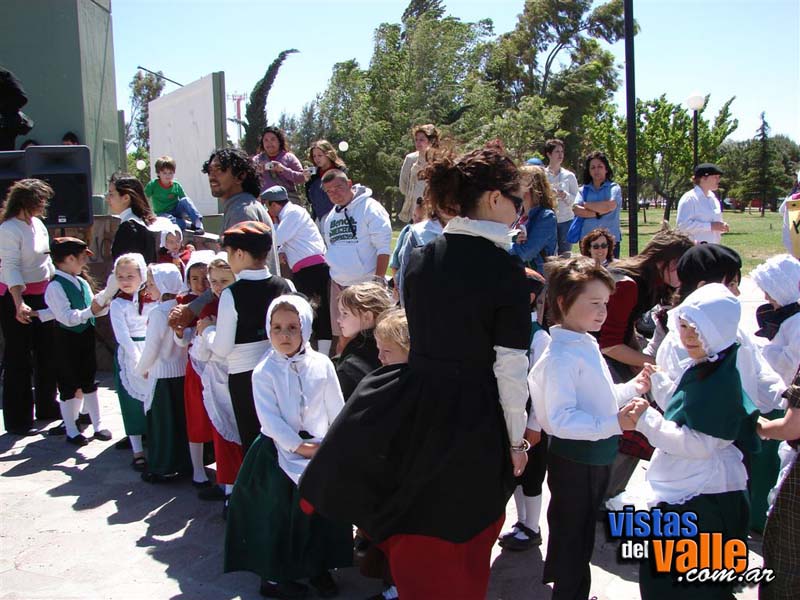 Encuentro provincial de escuelas de danzas galesas 8-11-08172 copy