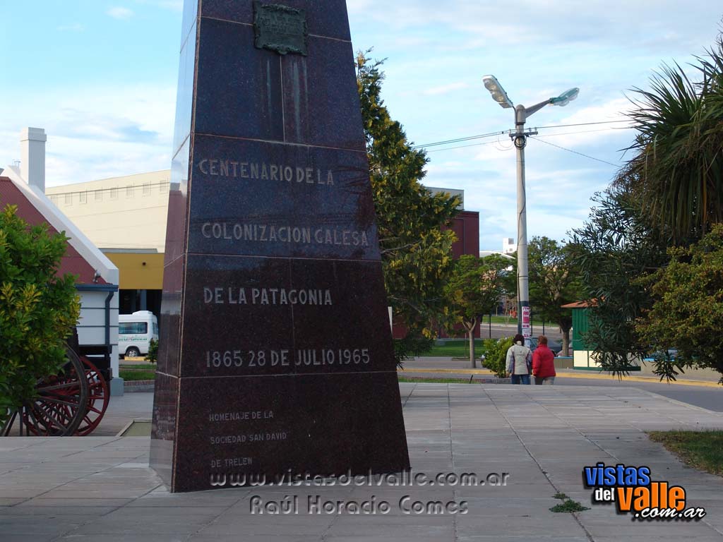 Monumento centenario colonizacion galesa